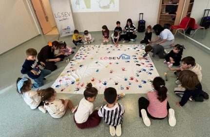 LÖSEV FARKINDALIK SEMİNERİ- İNCİ TANELERİ PROJESİ